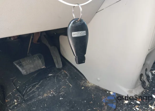 2D4RN3DG5BR731102: 42443323