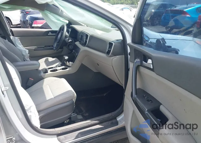 KNDPM3AC0H7192424: 42442404