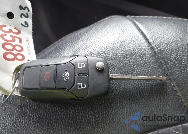 3FA6P0LU9DR240339: 42442425