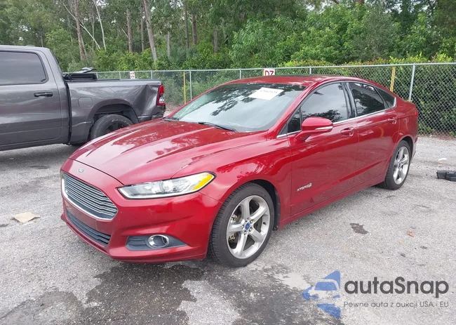 3FA6P0LU9DR240339: 42442425