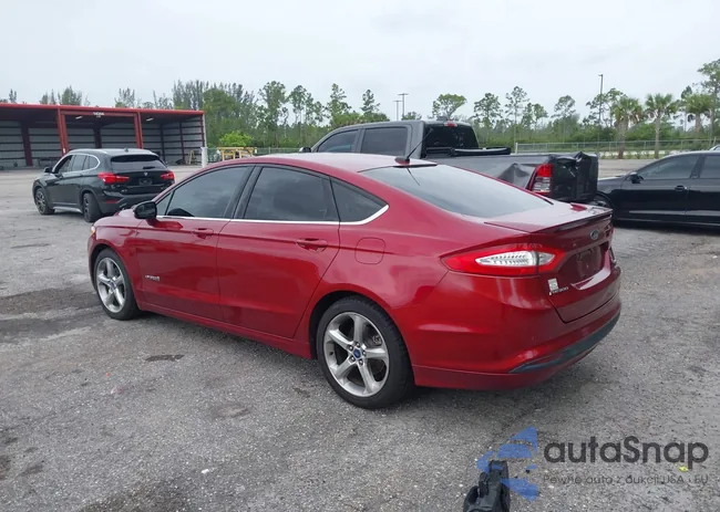 3FA6P0LU9DR240339: 42442425