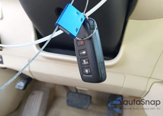 JTHBK1GG2D2031173: 42442595