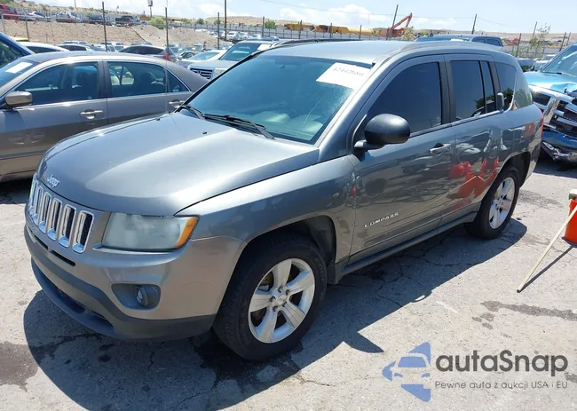 1C4NJCEA7CD571200: 42442680