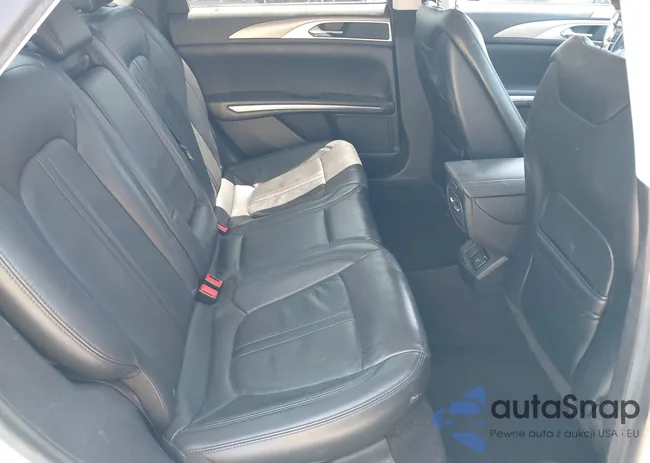 3LN6L2LU6FR614177: 42442715