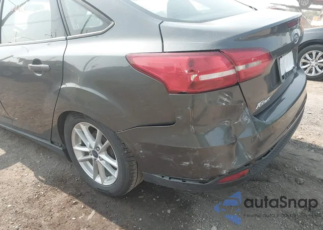 1FADP3F2XGL281276: 42442750