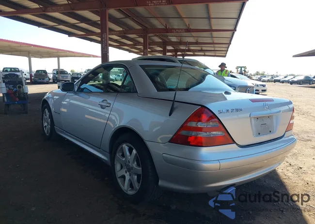 WDBKK49FX2F251009: 42443840