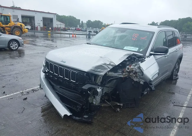 1C4RJYB69RC117334: 42443860