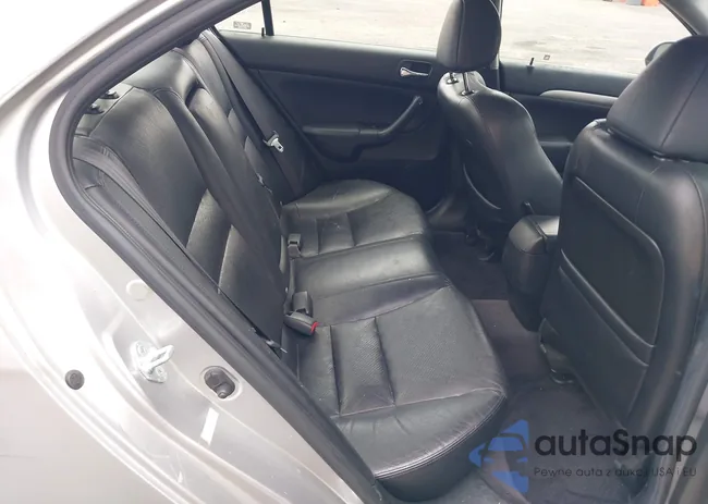 JH4CL96986C007203: 42444200