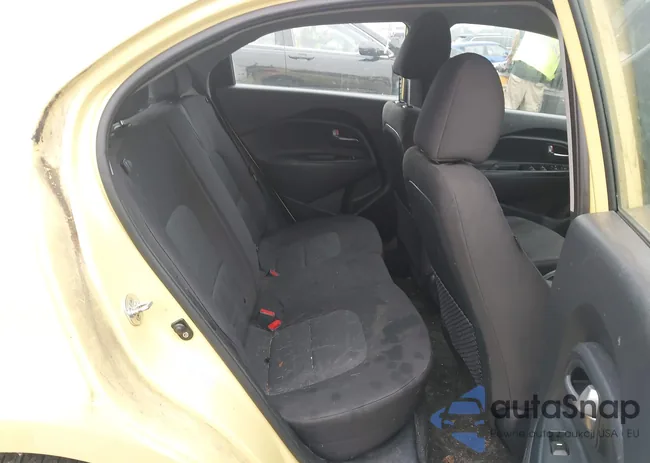 KNADM5A38G6569579: 42444234