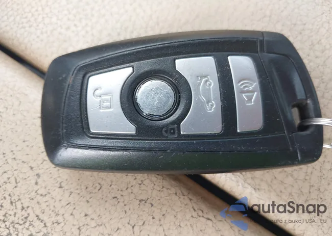 WBAFR7C50CC815752: 42444295