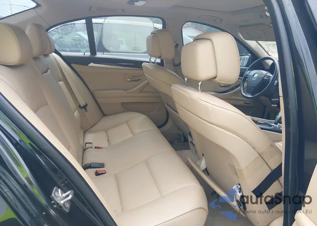 WBAFR7C50CC815752: 42444295