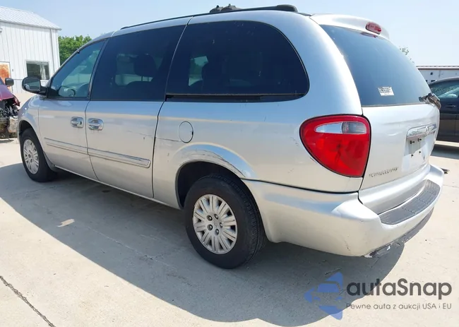 2C4GP44R25R124181: 42443444