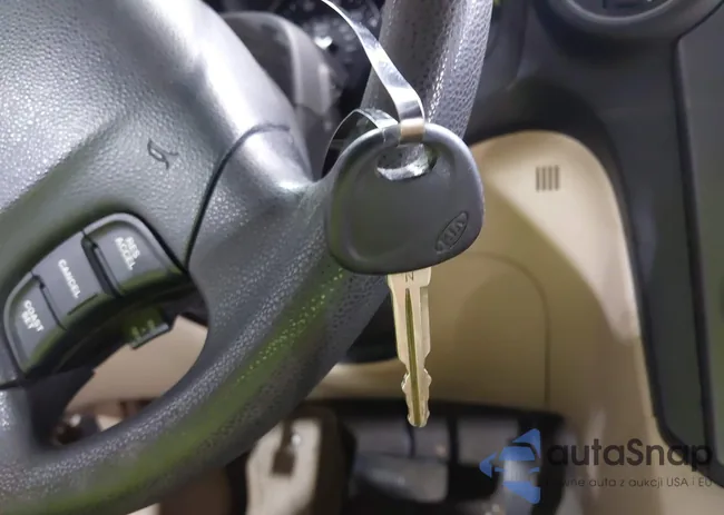 KNAFG526587142140: 42443498