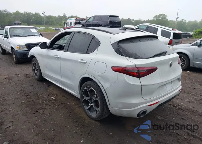 ZASPAKBN0M7D03493: 42443674