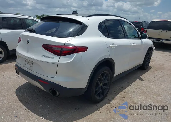 ZASFAKNN6J7C01635: 42444819