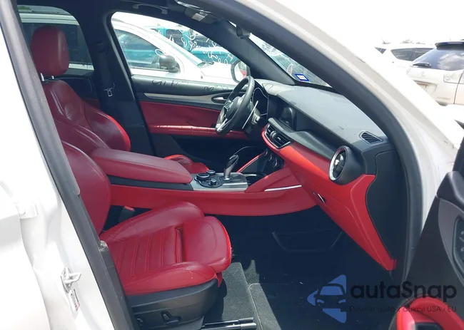 ZASFAKNN6J7C01635: 42444819