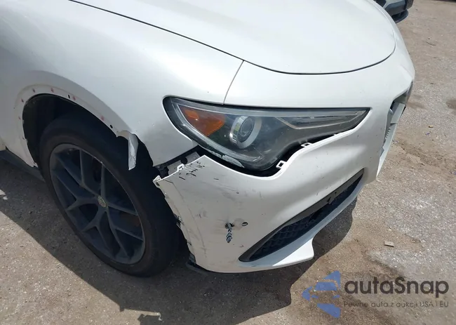 ZASFAKNN6J7C01635: 42444819