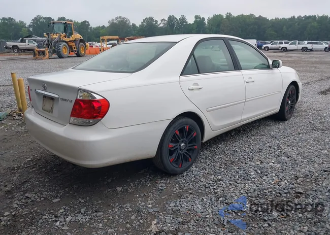 4T1BE32K66U673771: 42445152