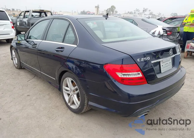 WDDGF4HB3CR225271: 42445191