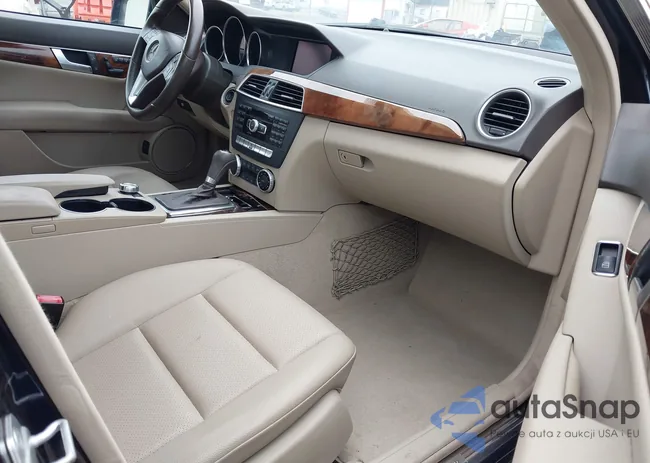 WDDGF4HB3CR225271: 42445191