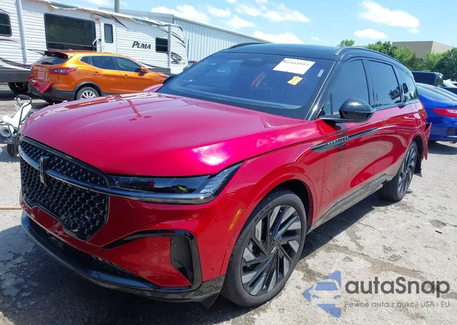 5LMPJ8K43RJ865040: 42444593