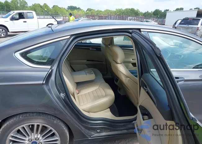 3FA6P0T98FR235664: 42445899