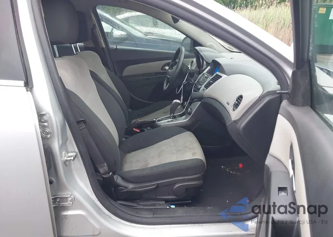 1G1PC5SH8B7287578: 42445902