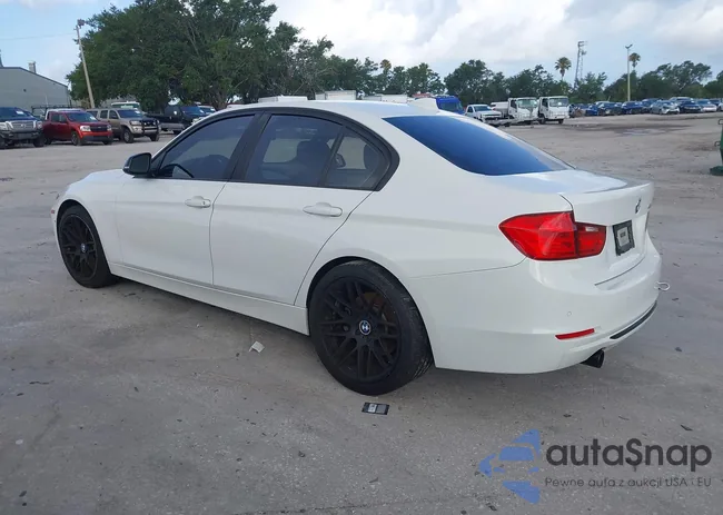 WBA3A9C59CF270672: 42445961