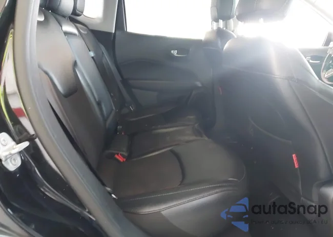 3C4NJDDB3LT170463: 42446080