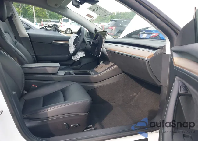 5YJ3E1EA8MF062940: 42446118