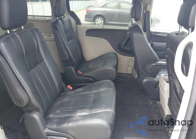 2C4RC1BG5FR609467: 42445390