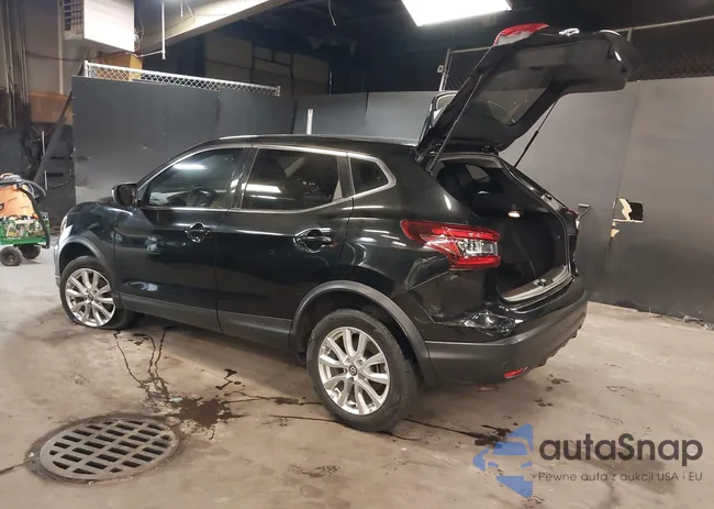 JN1BJ1AV2MW313353: 42445530