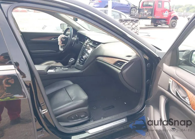 1G6AX5SS8J0138191: 42446746