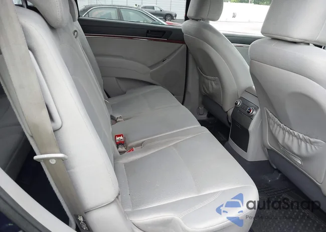 KM8NU73C58U061529: 42446784