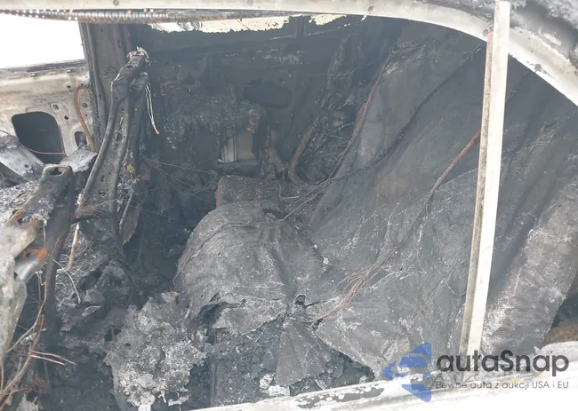 2GNAXJEV3J6119686: 42446791