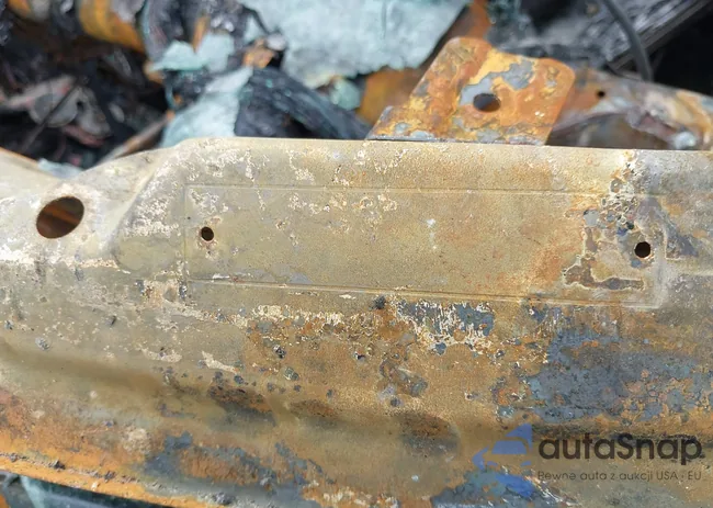 2GNAXJEV3J6119686: 42446791