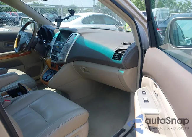 2T2HK31U68C093619: 42446975