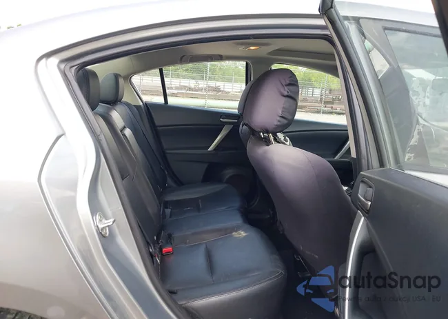 JM1BL1W79C1691960: 42447146