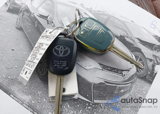 2T1BURHE6EC005685: 42447227