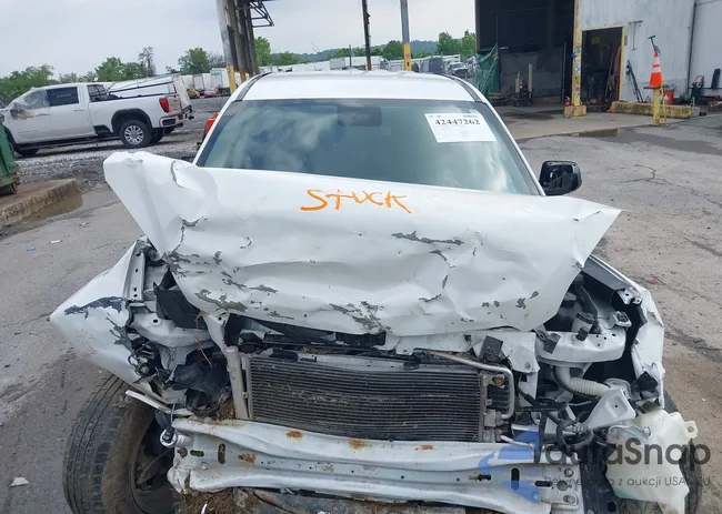 2GNFLEEK9F6282736: 42447262