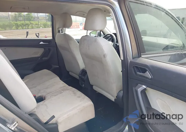 3VV1B7AX7LM112848: 42447295