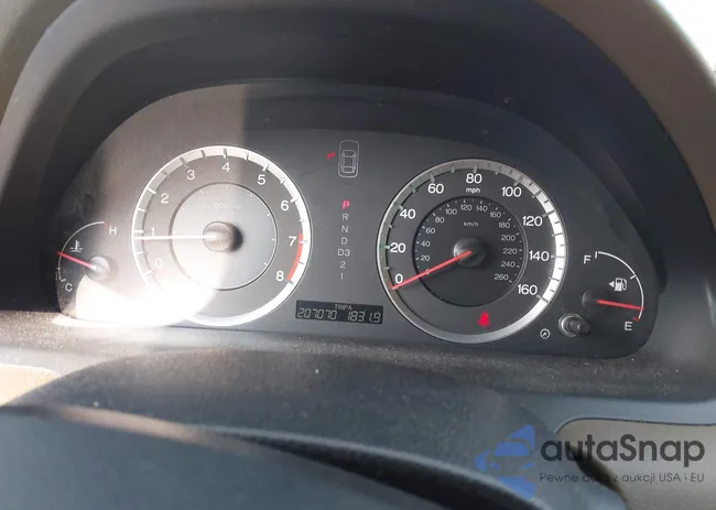 1HGCP26328A136840: 42447296