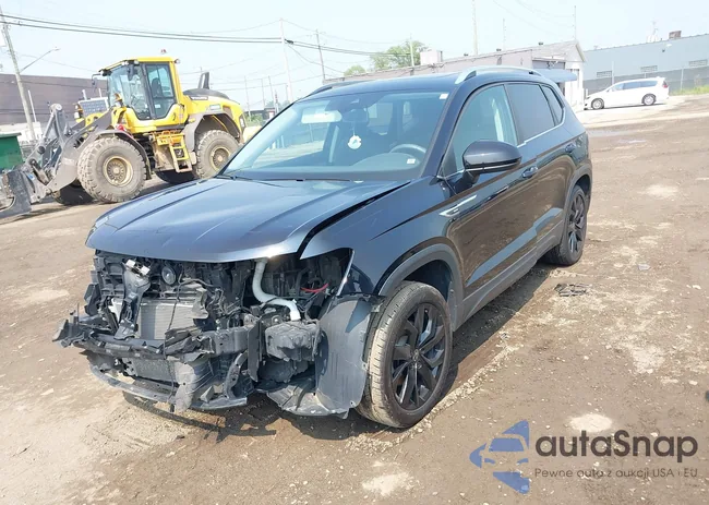 3VVLX7B26NM004575: 42447315