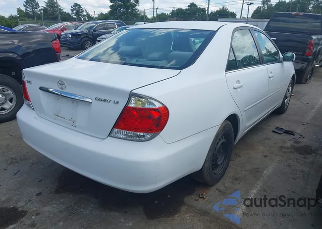 4T1BE30K05U015588: 42446380