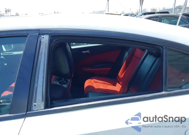 2C3CDXGJXKH520282: 42446424