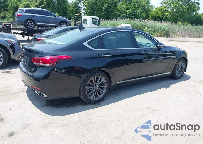 KMHGN4JE2HU172581: 42446481