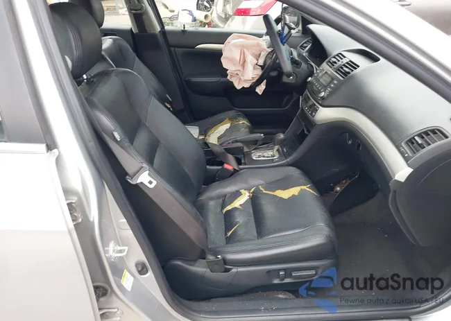 JH4CL96896C004589: 42446528