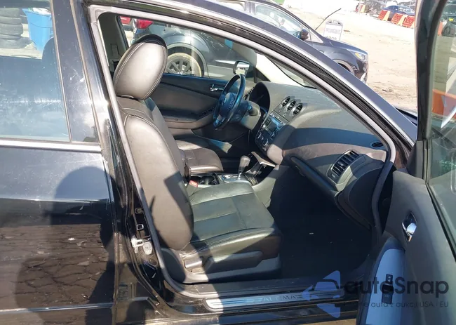 1N4AL2AP3BN434640: 42446622