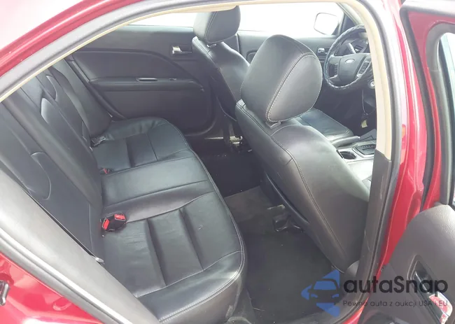 3FAHP0JA3BR273111: 42446687