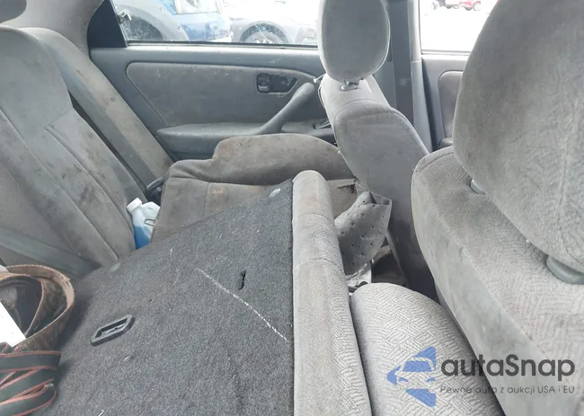 4T1BG22K1YU755883: 42447745